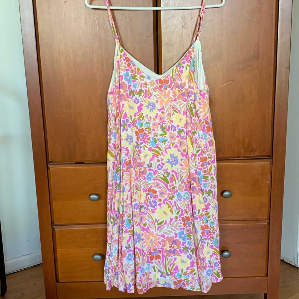 NWT Beautiful Emily Wonder sundress. Gorgeous pastel colors! Flowy, feminine